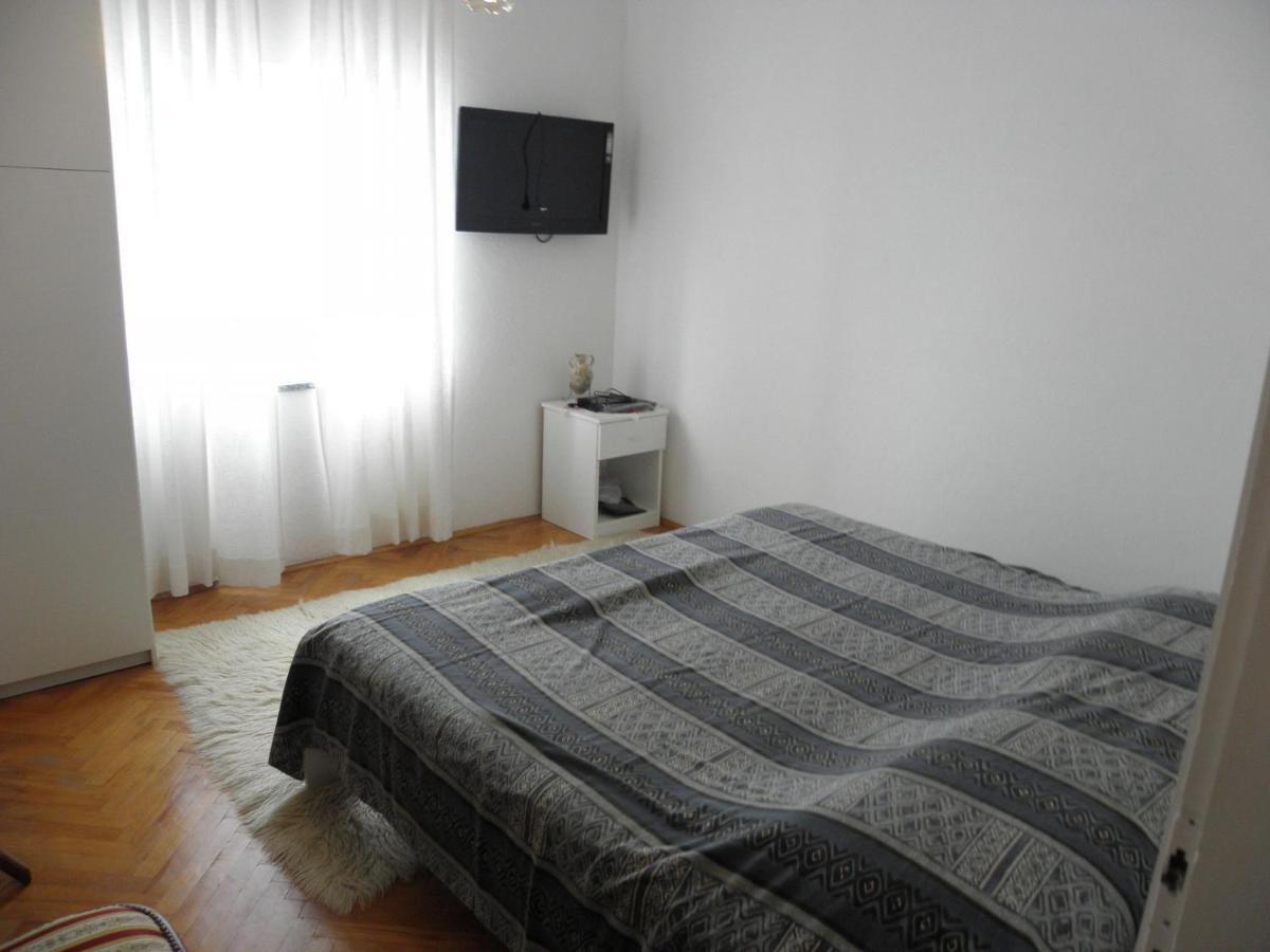 Apartments Neda - 5 M From Sea Lukovo Šugarje Esterno foto